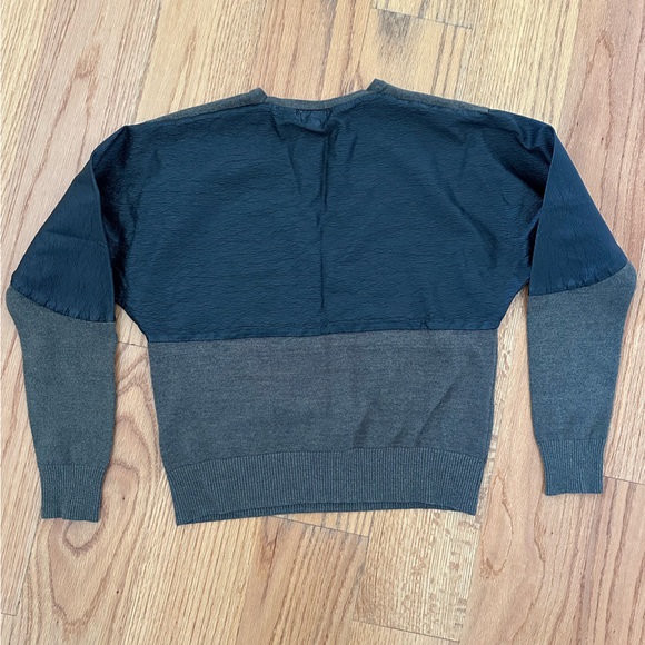 YAL NEW YORK OLIVE & LEATHER TOP - Picture 6 of 10